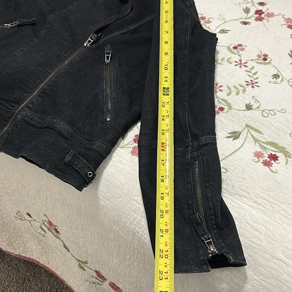 Max Studio Womens Denim Moto Jacket Sylvie Size XS Black Dark Wash Loose Fit NWT - Picture 15 of 16